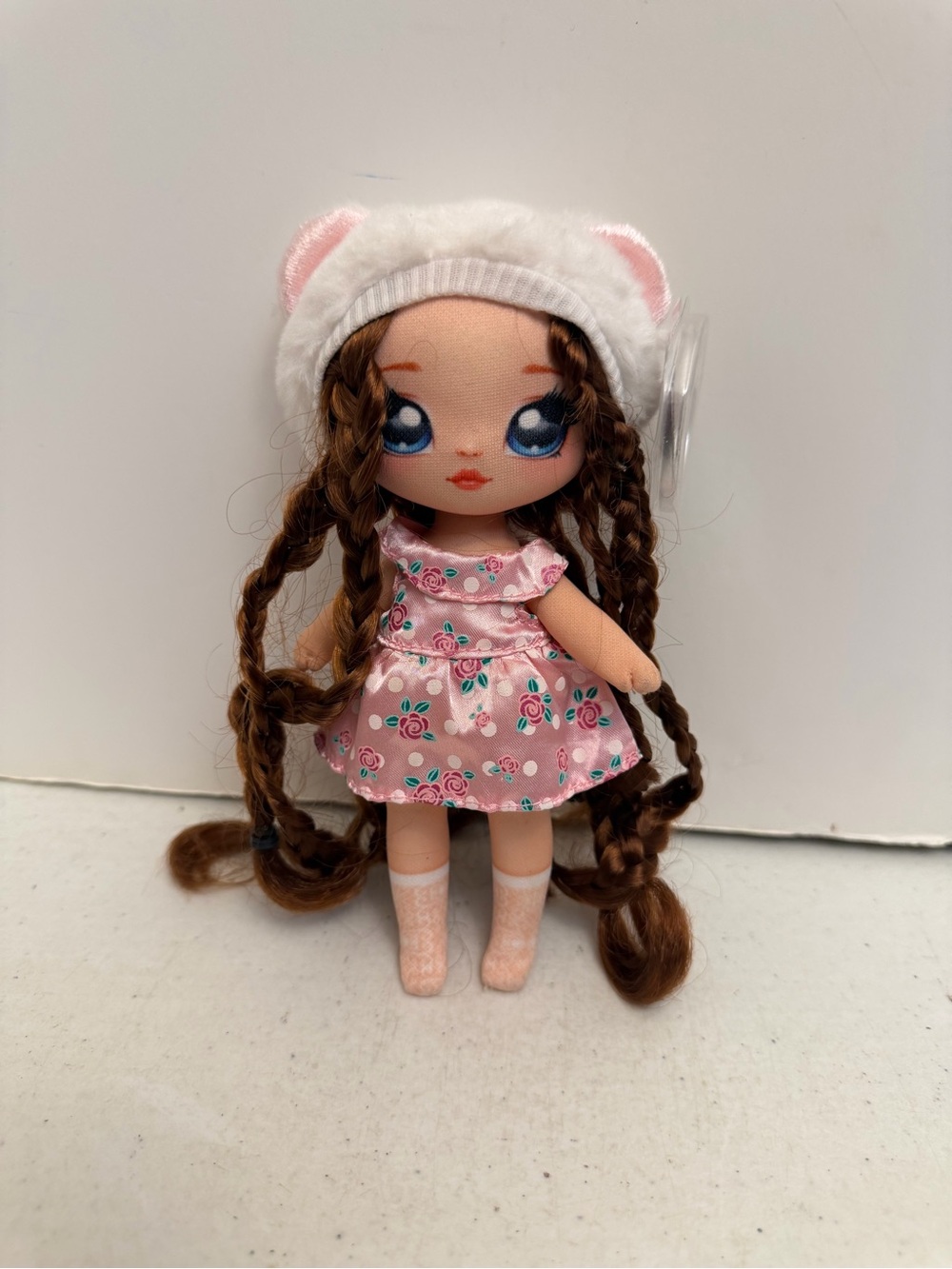 Na na na! Surprise Doll